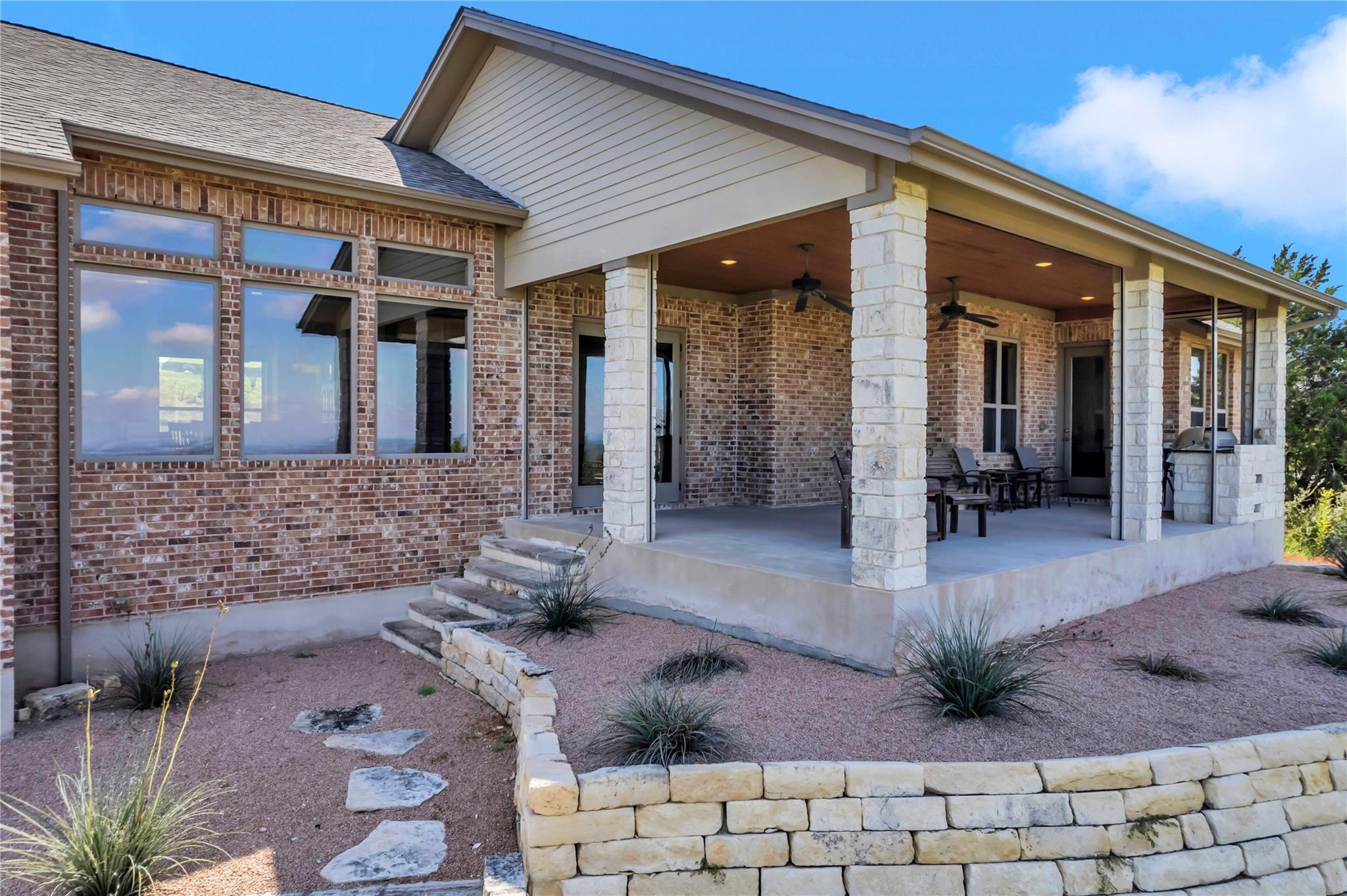 320 Eagle Ridge Property Photo 7
