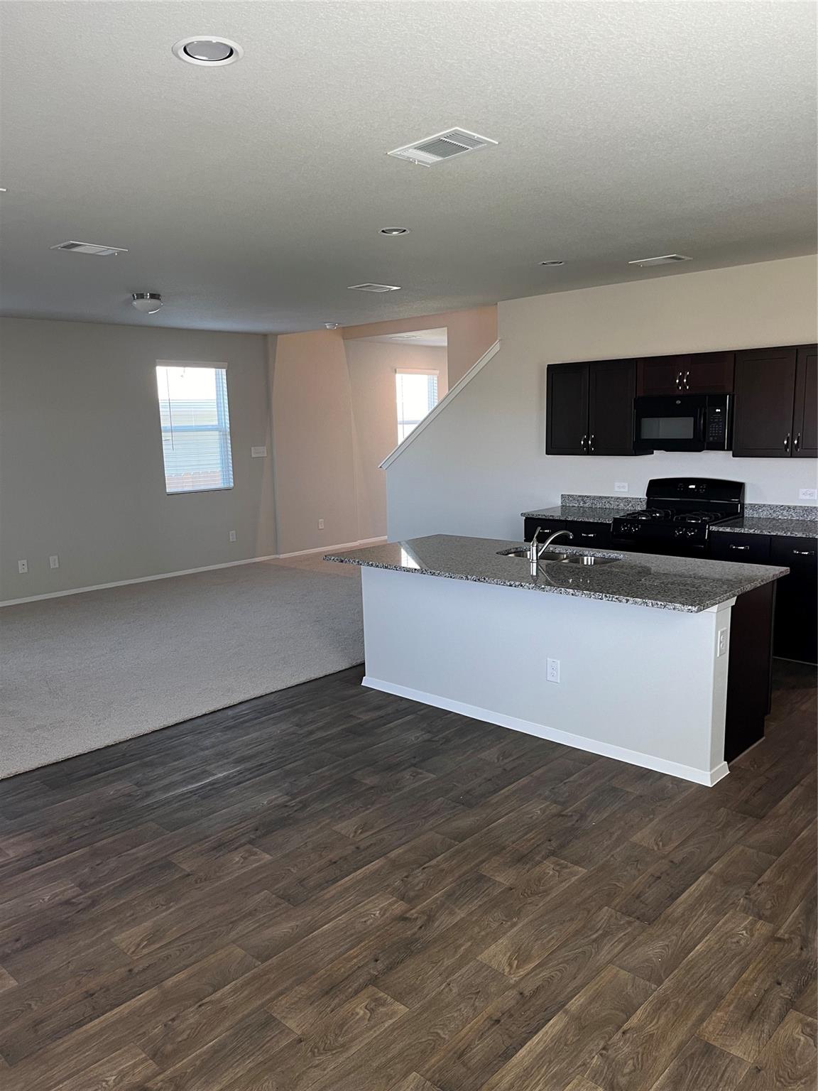 11516 Murano Dr Property Photo 8