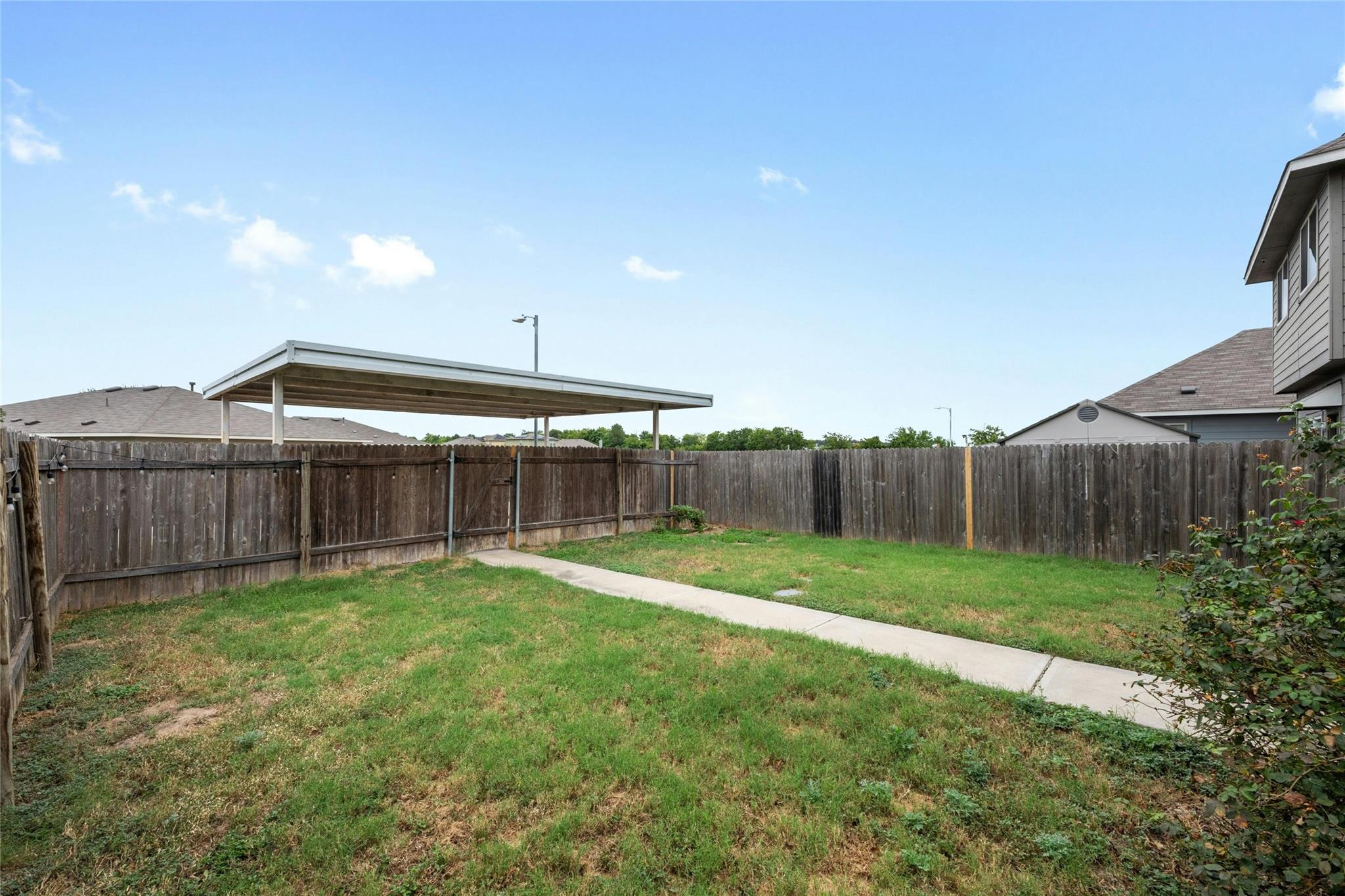 4608 Graceful Ln Property Photo 28