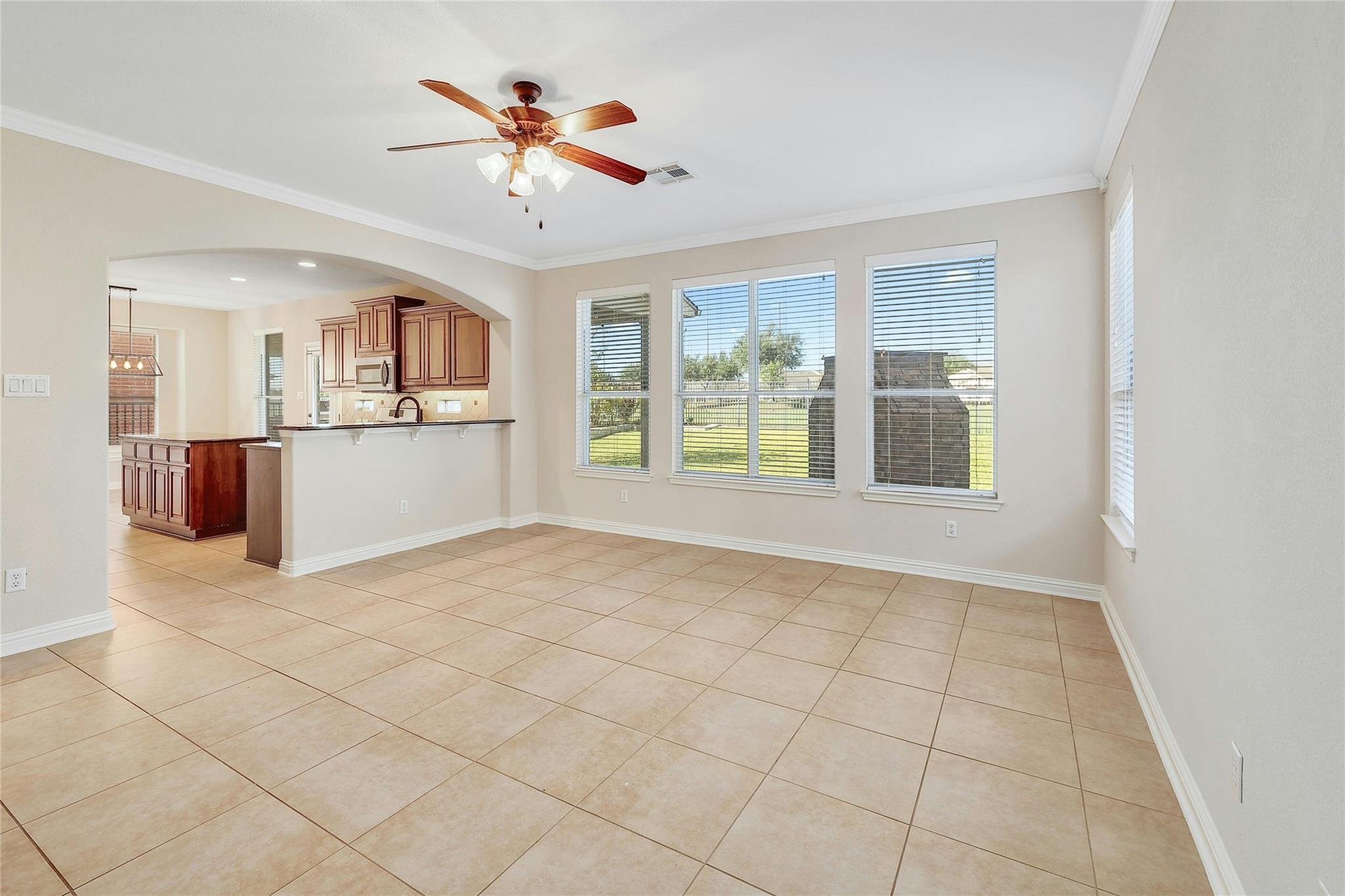1627 Hidden Springs Path Property Photo 3