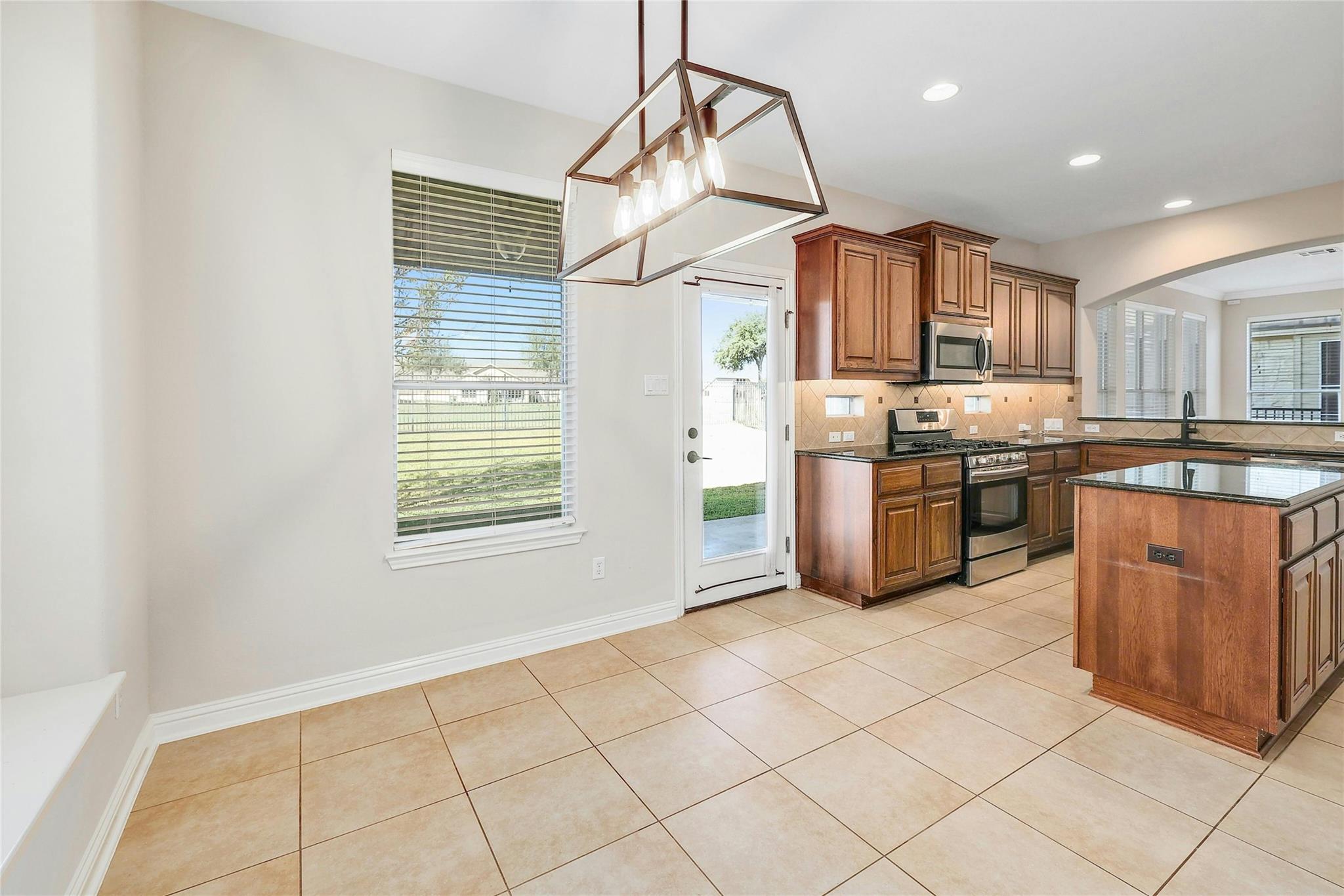 1627 Hidden Springs Path Property Photo 8