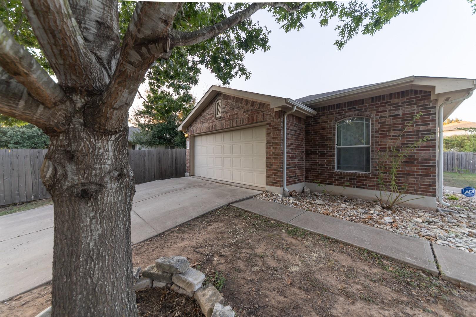 5608 Brougham Way Property Photo 1