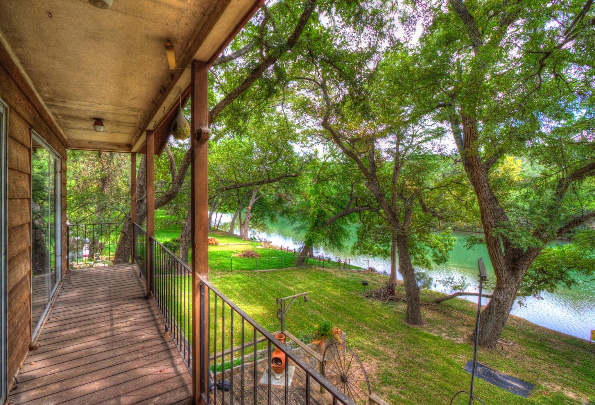 6836 River Rd Property Photo 2