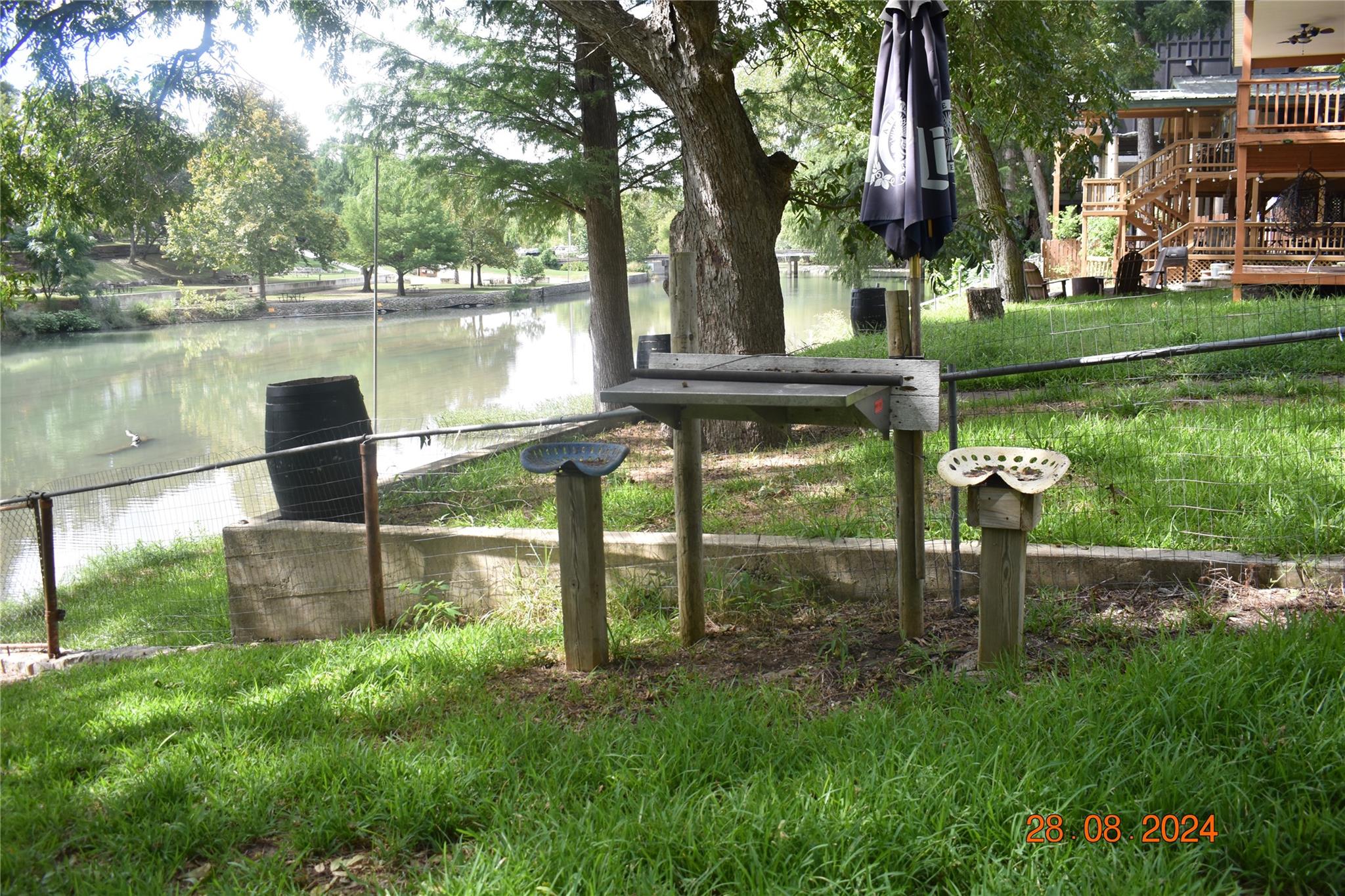 6836 River Rd Property Photo 11