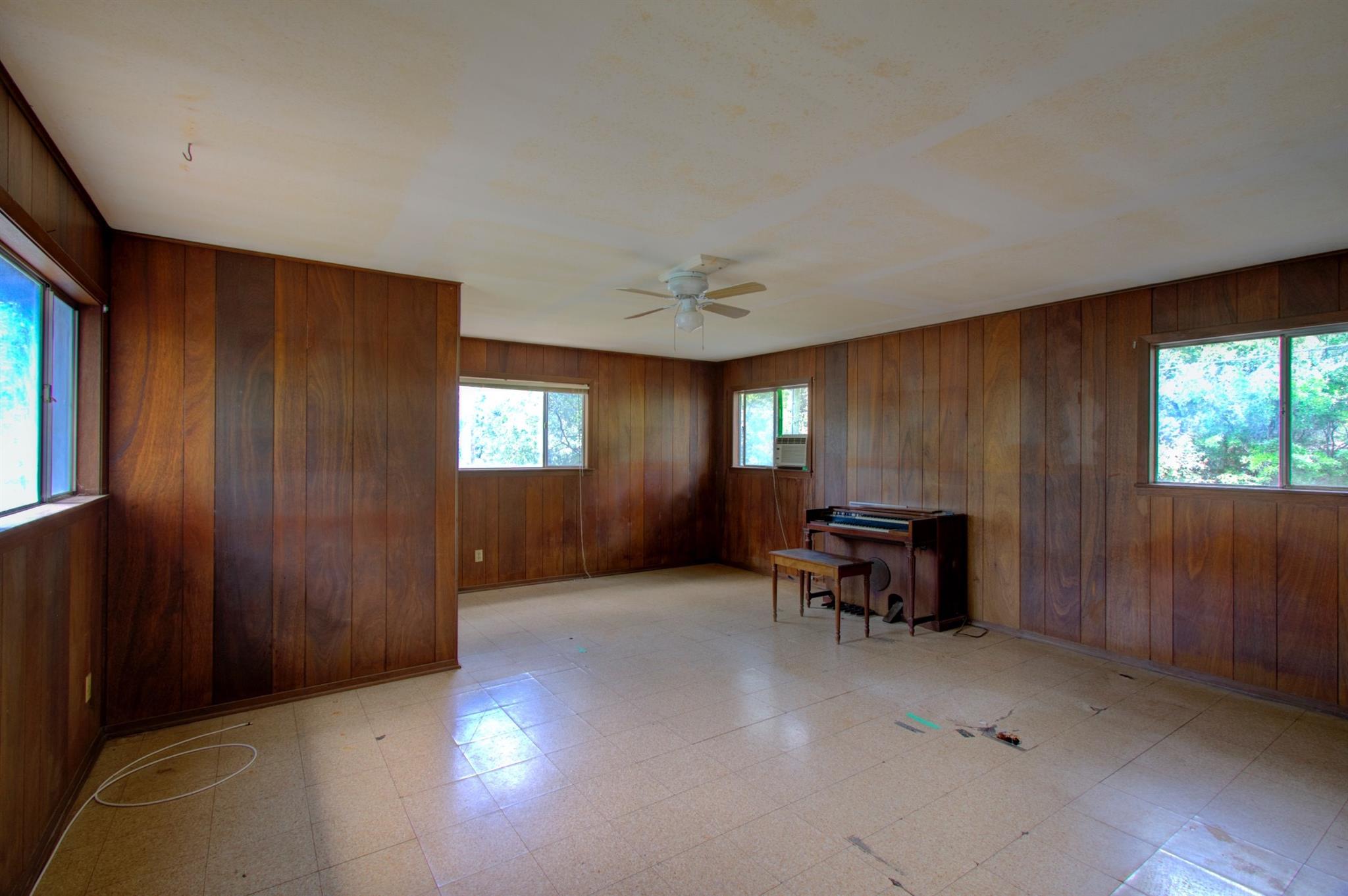 6836 River Rd Property Photo 21
