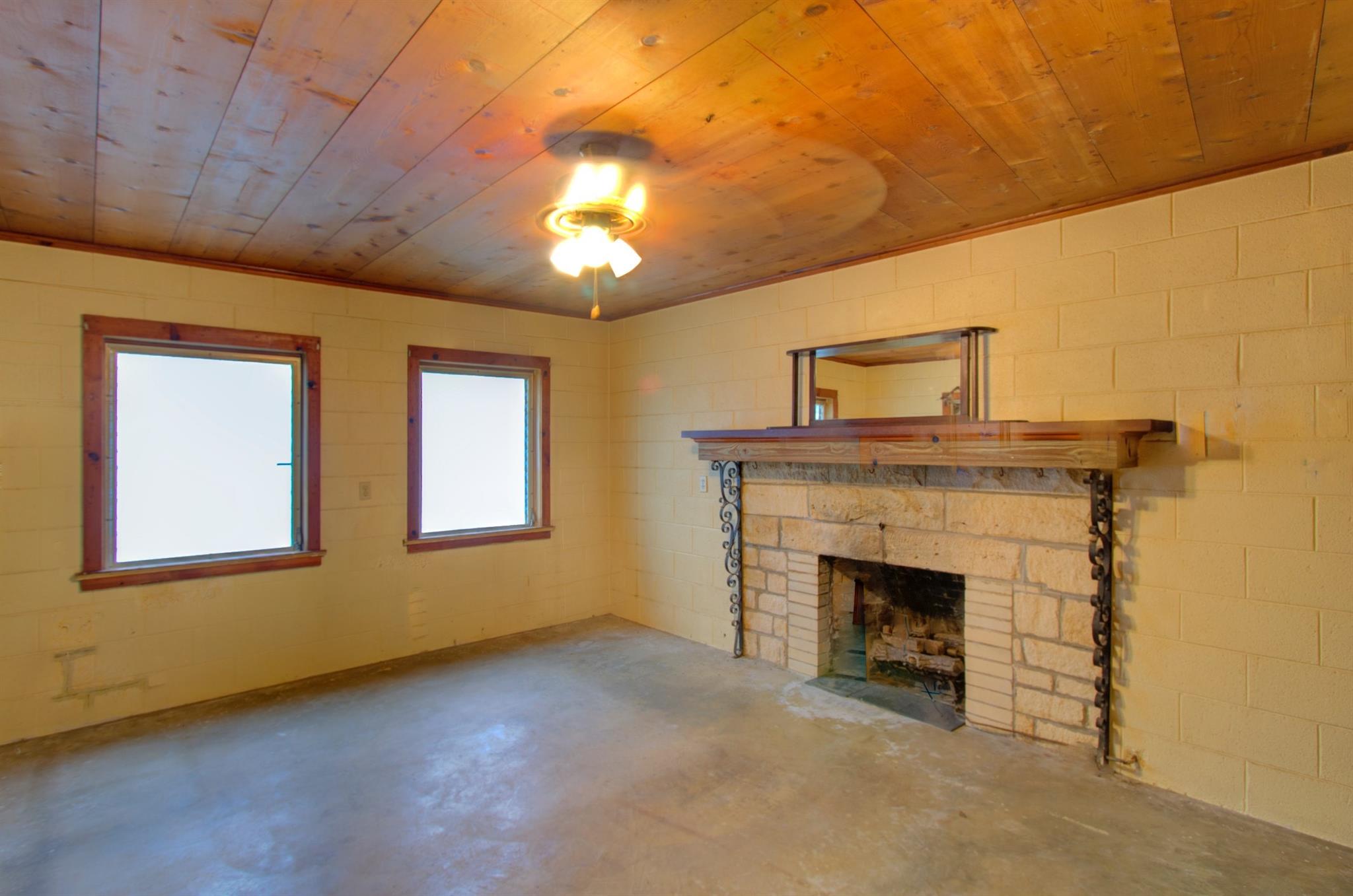 6836 River Rd Property Photo 31