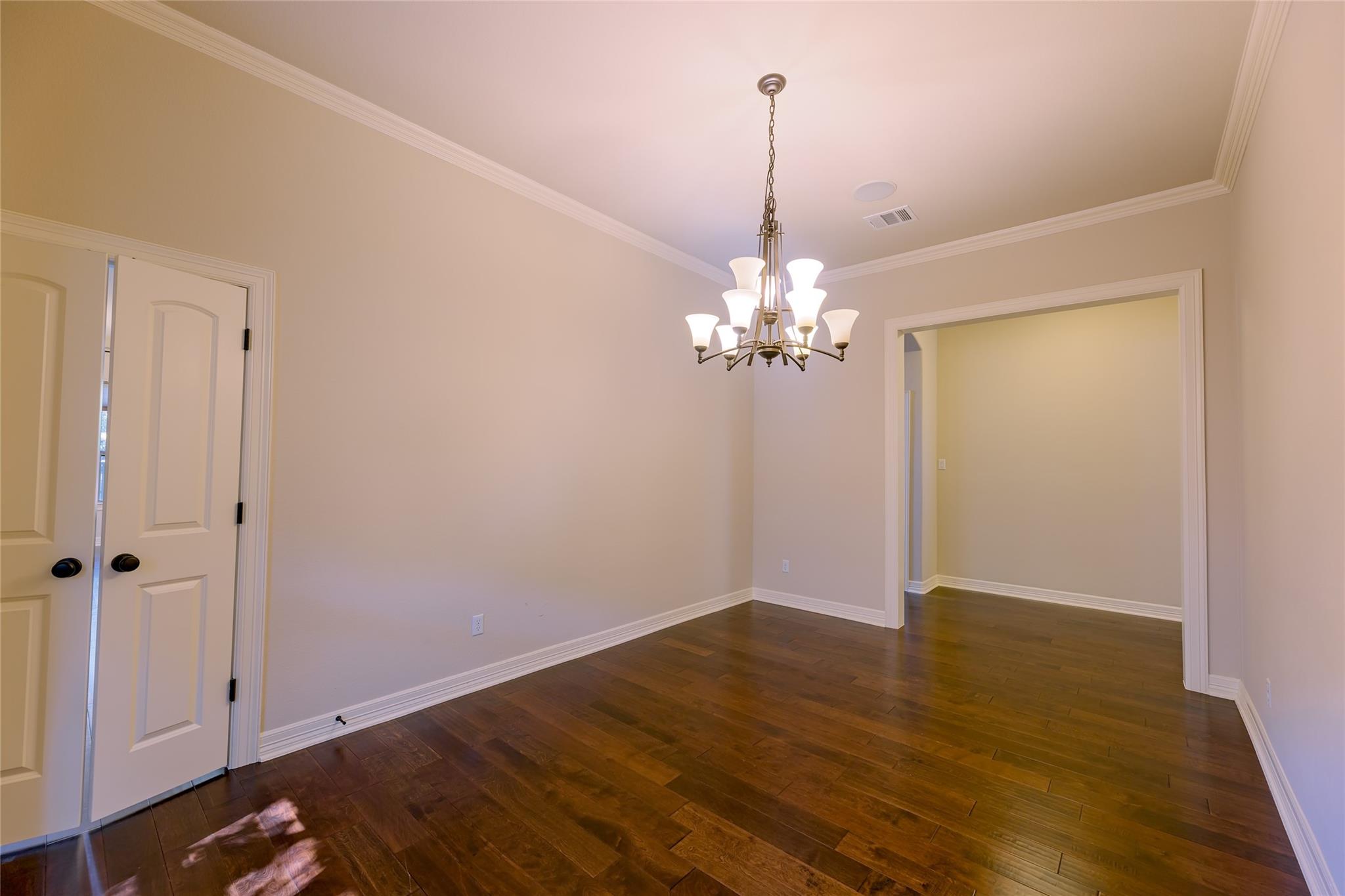 2268 Park Place Cir Property Photo 13