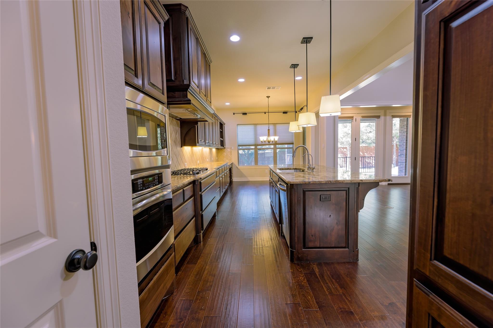 2268 Park Place Cir Property Photo 14