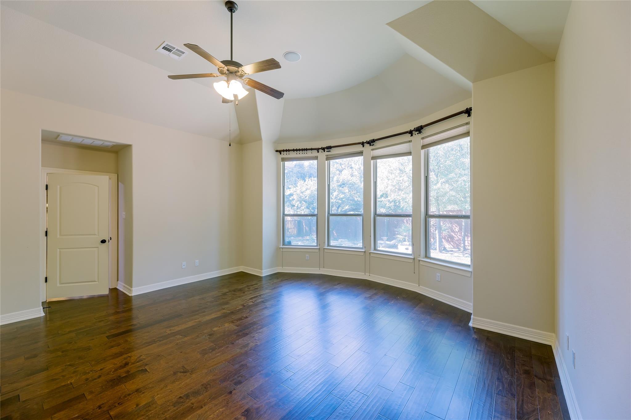 2268 Park Place Cir Property Photo 18
