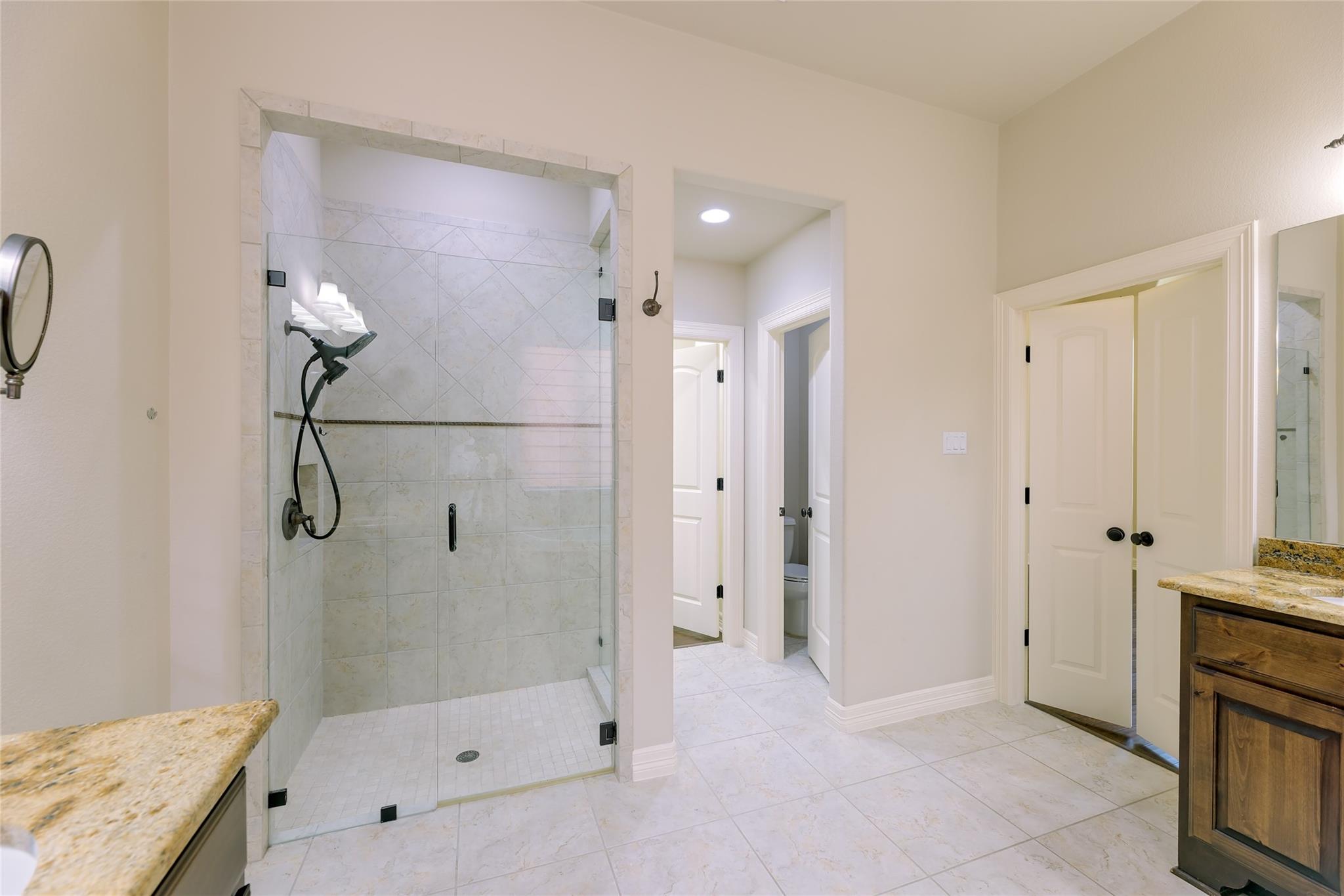 2268 Park Place Cir Property Photo 23