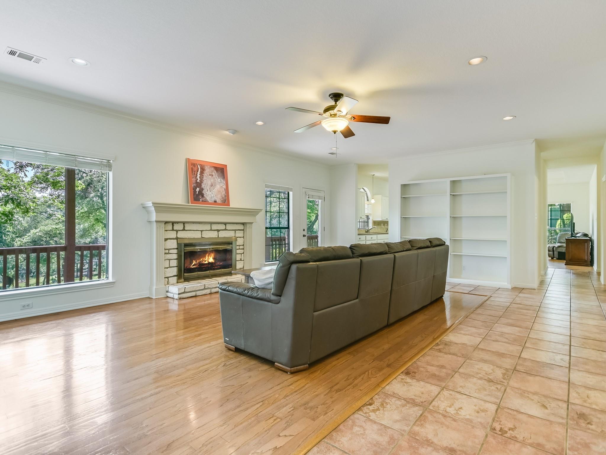 3503 Misty Creek Dr Property Photo 4