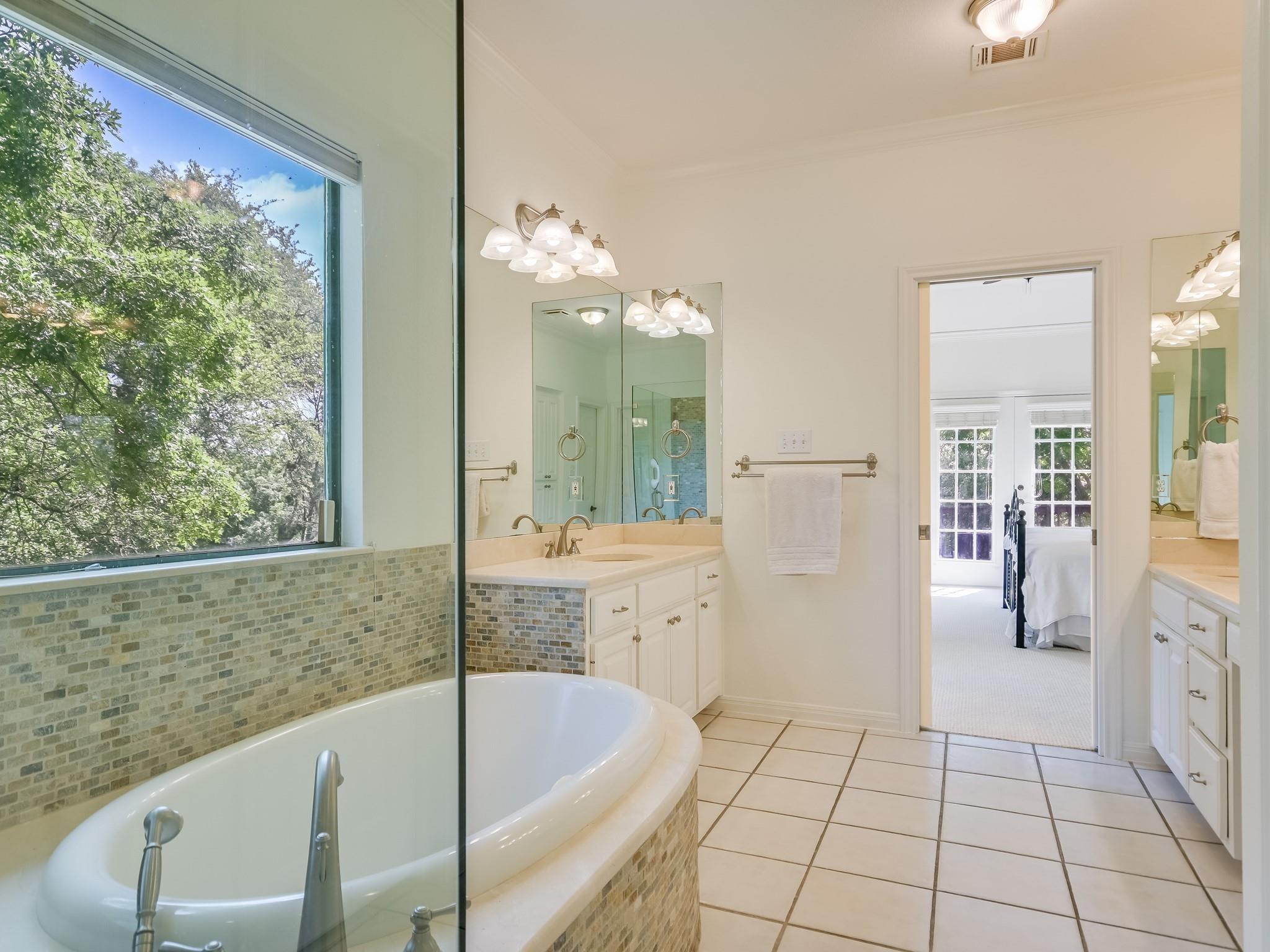 3503 Misty Creek Dr Property Photo 14