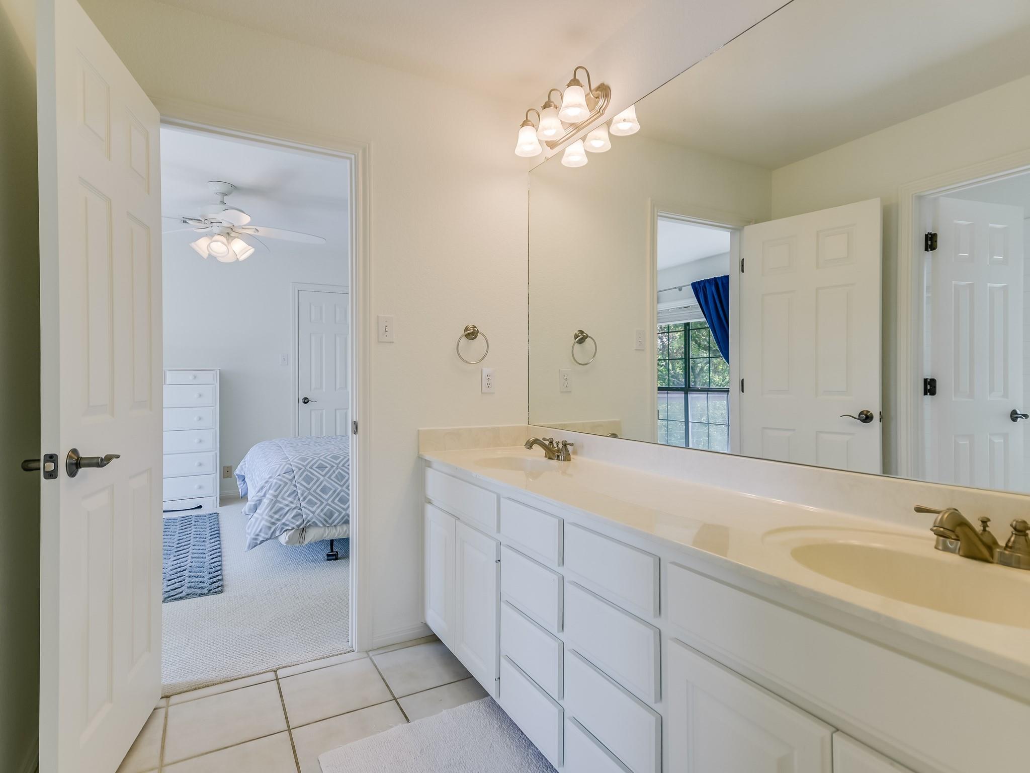 3503 Misty Creek Dr Property Photo 17