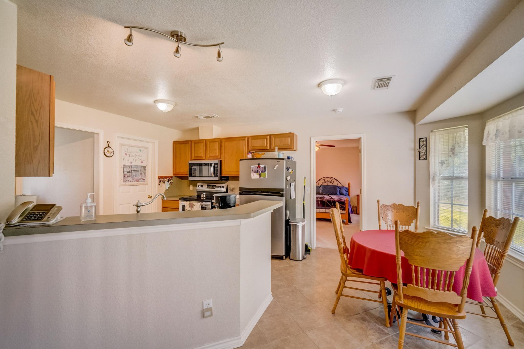 1495 Makinson Rd Property Photo 8
