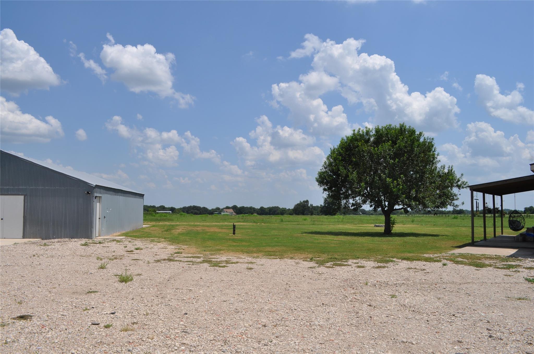 10901 Harmon School Rd Property Photo 12