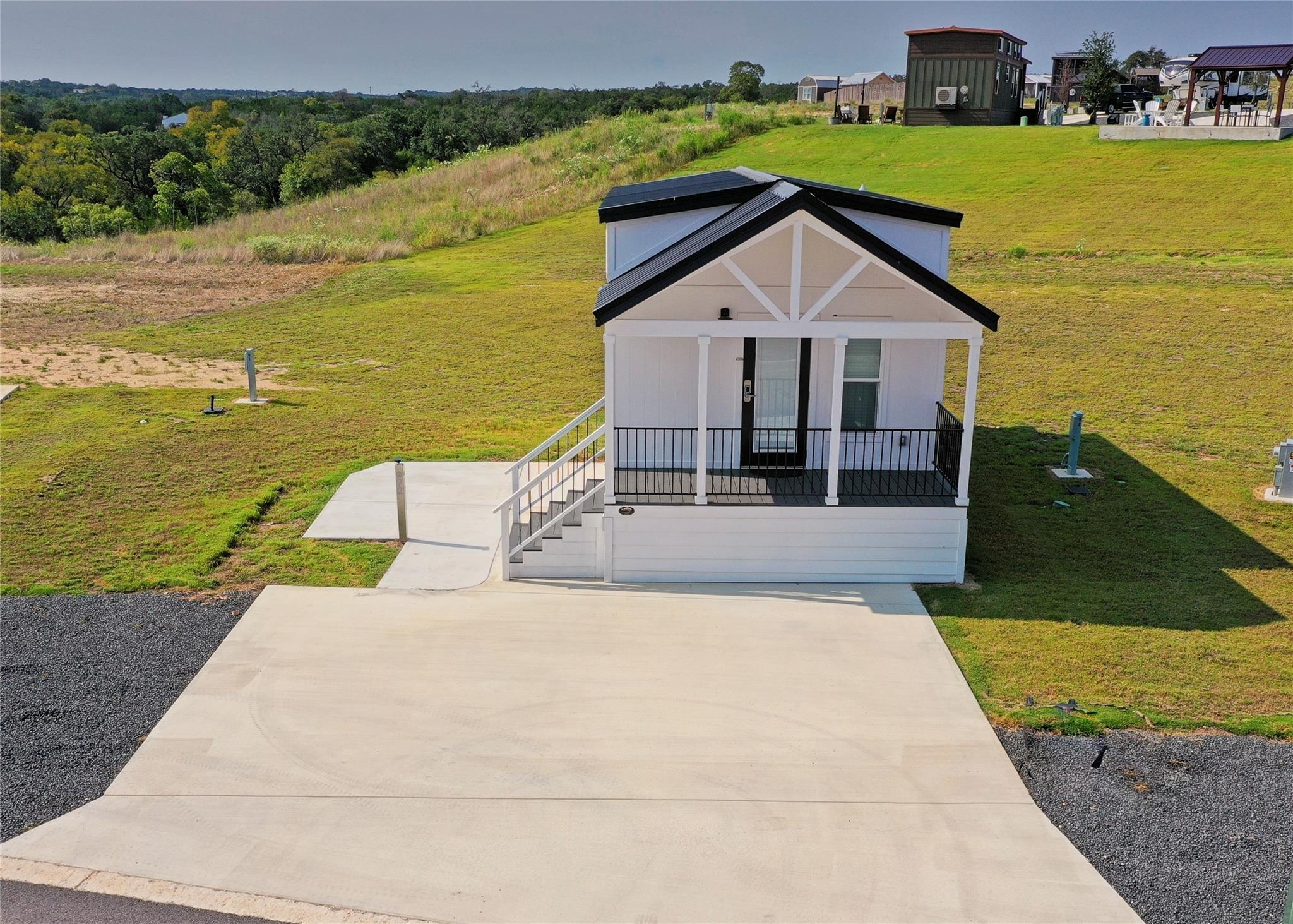 5386 Ranch Road 1376 92 Property Photo 2