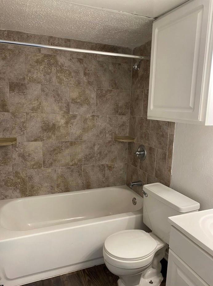 2704 Salado St 307 Property Photo 6