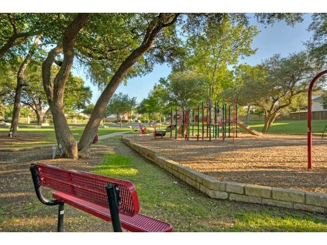 813 Barefoot Cv Property Photo 12