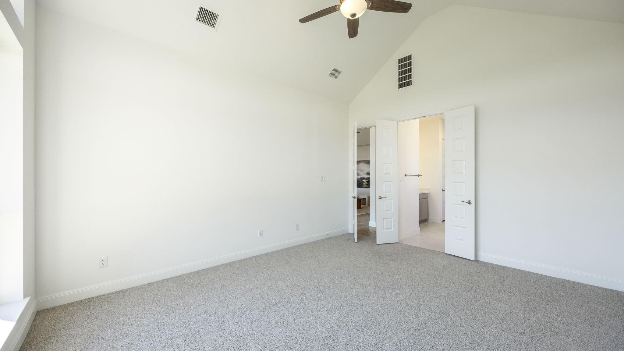 216 Crownbeard St Property Photo 14
