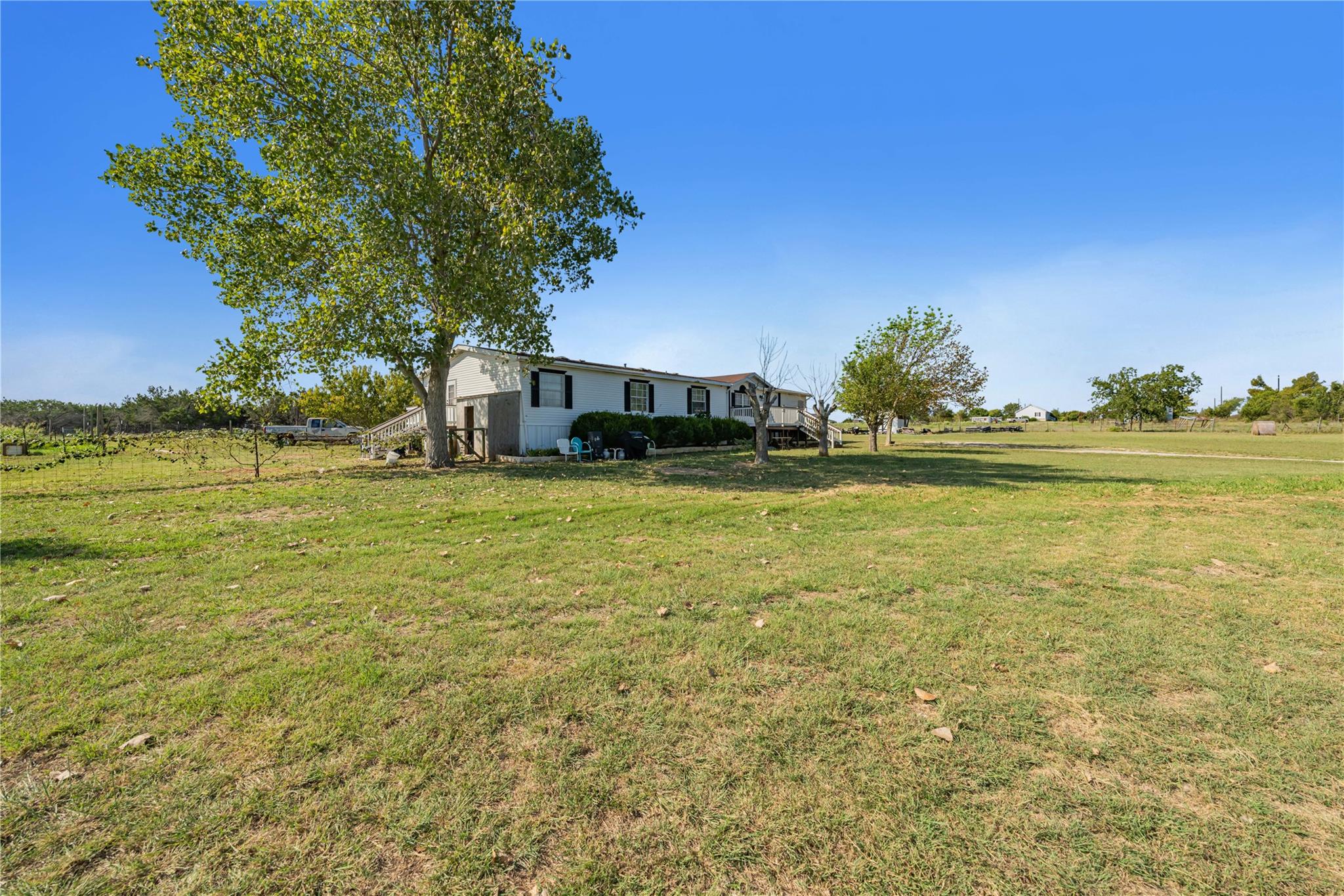 615 County Road 222 Property Photo 5