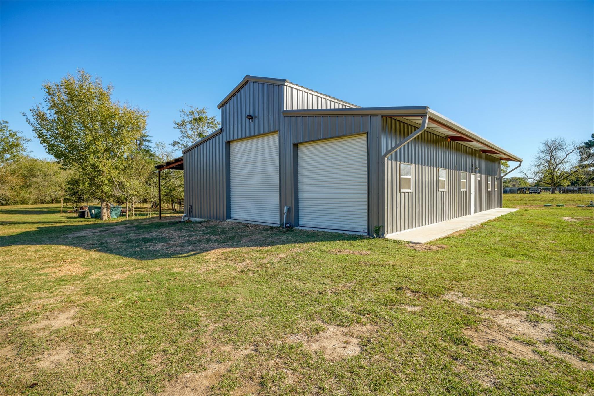 421 Krchnak Rd Property Photo 6