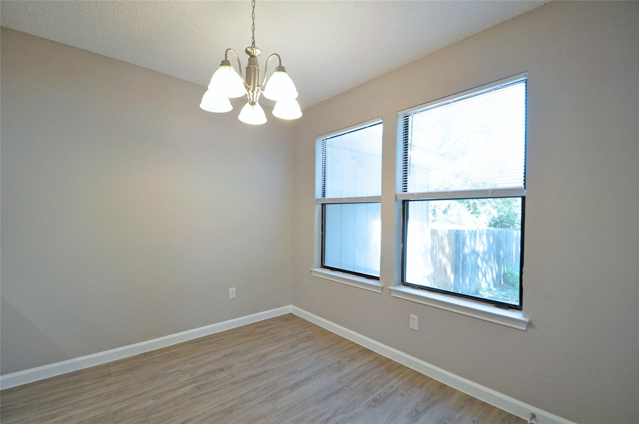 7804 Topawa Cv A Property Photo 5