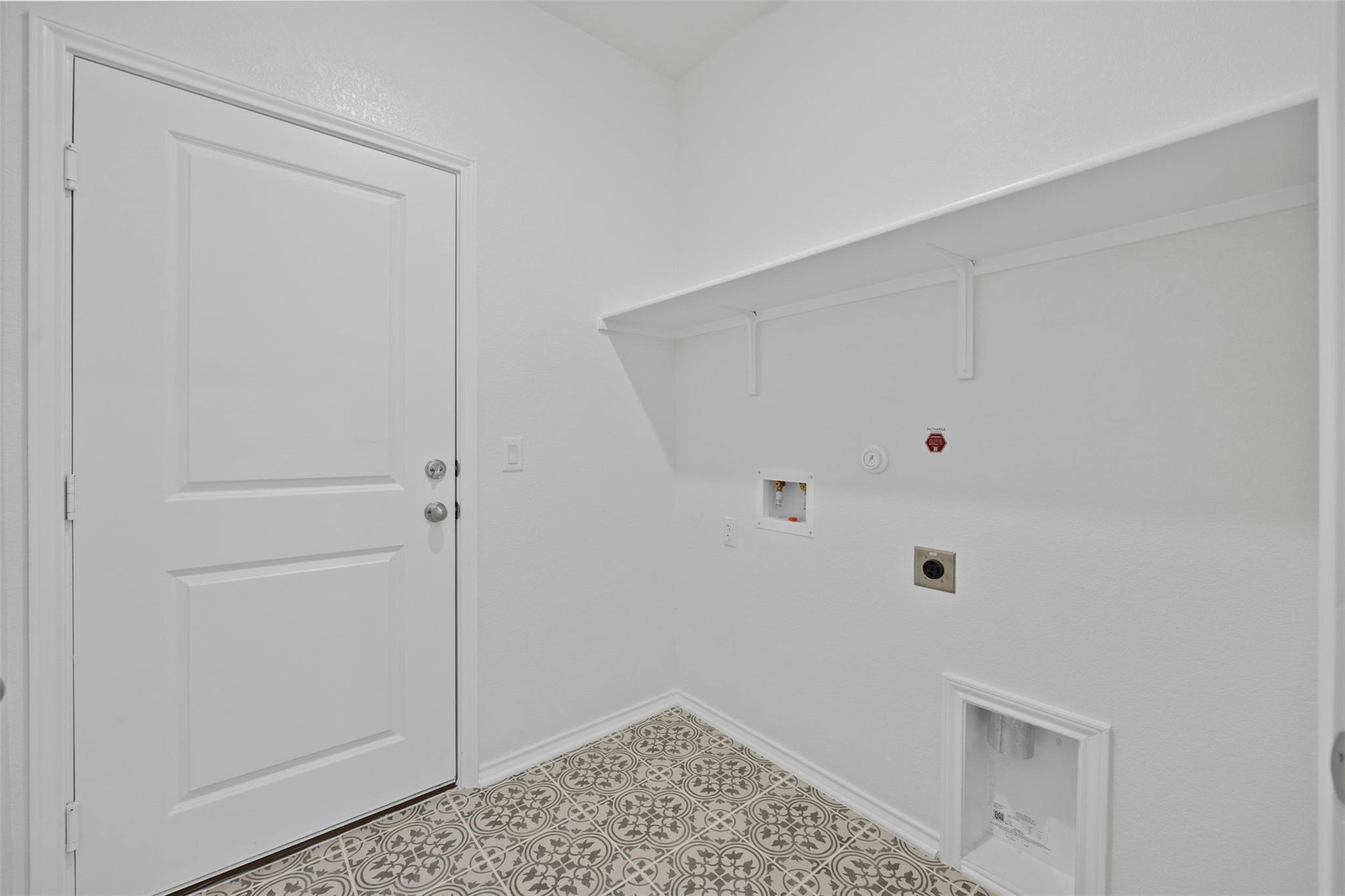 4705 Pear Light Rd Property Photo 16
