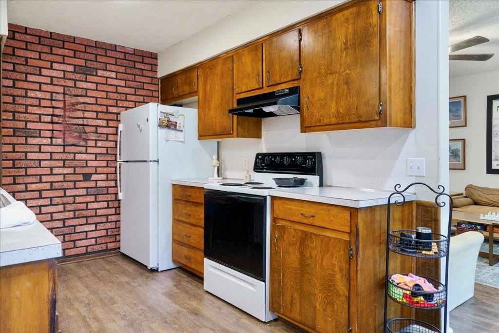 412 Craddock Ave Property Photo 7