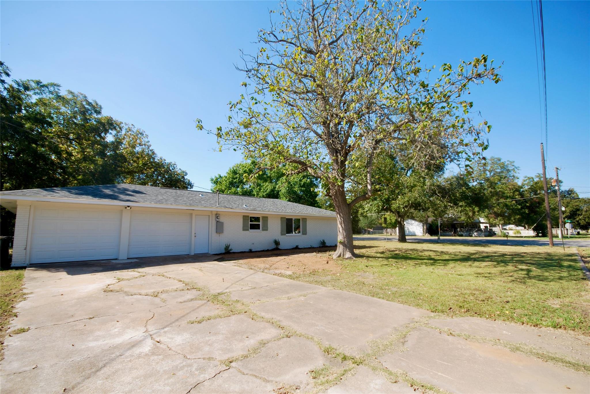 316 N Penn St Property Photo 5