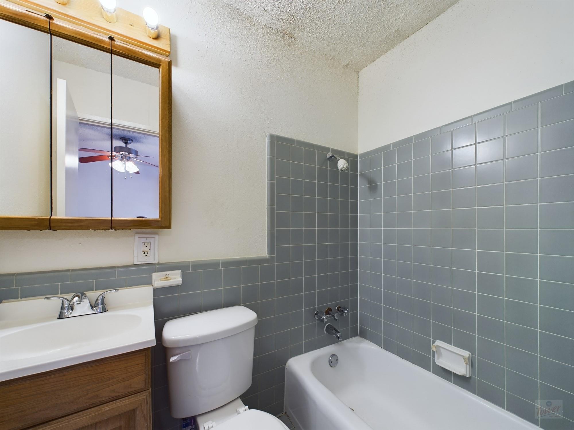 803 W 28th St #107 Property Photo 16