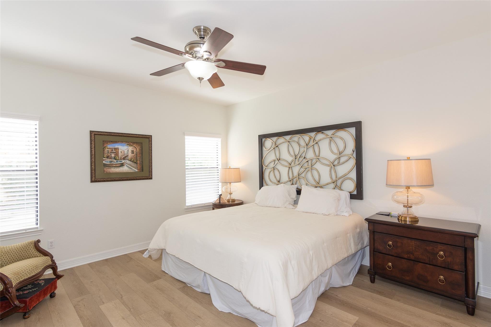 1301 Delsie Dr B Property Photo 12