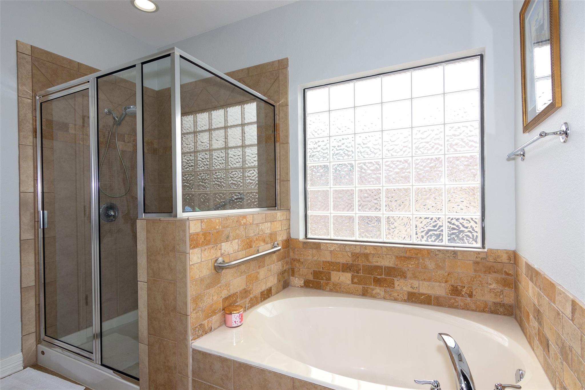 1301 Delsie Dr B Property Photo 15