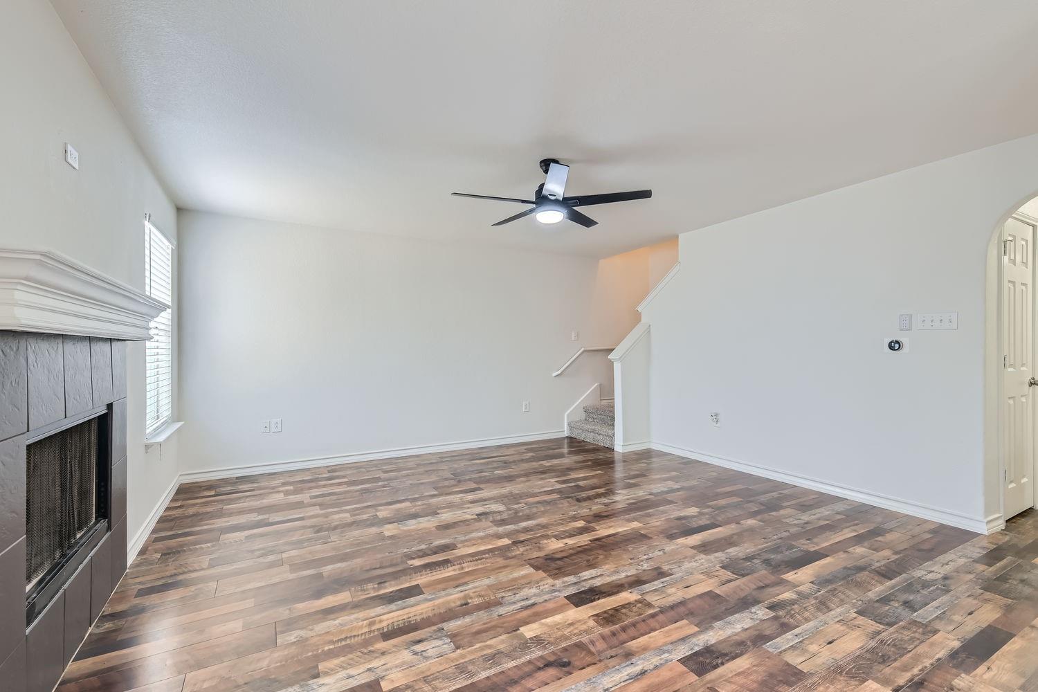 2045 Northview Dr Property Photo 12
