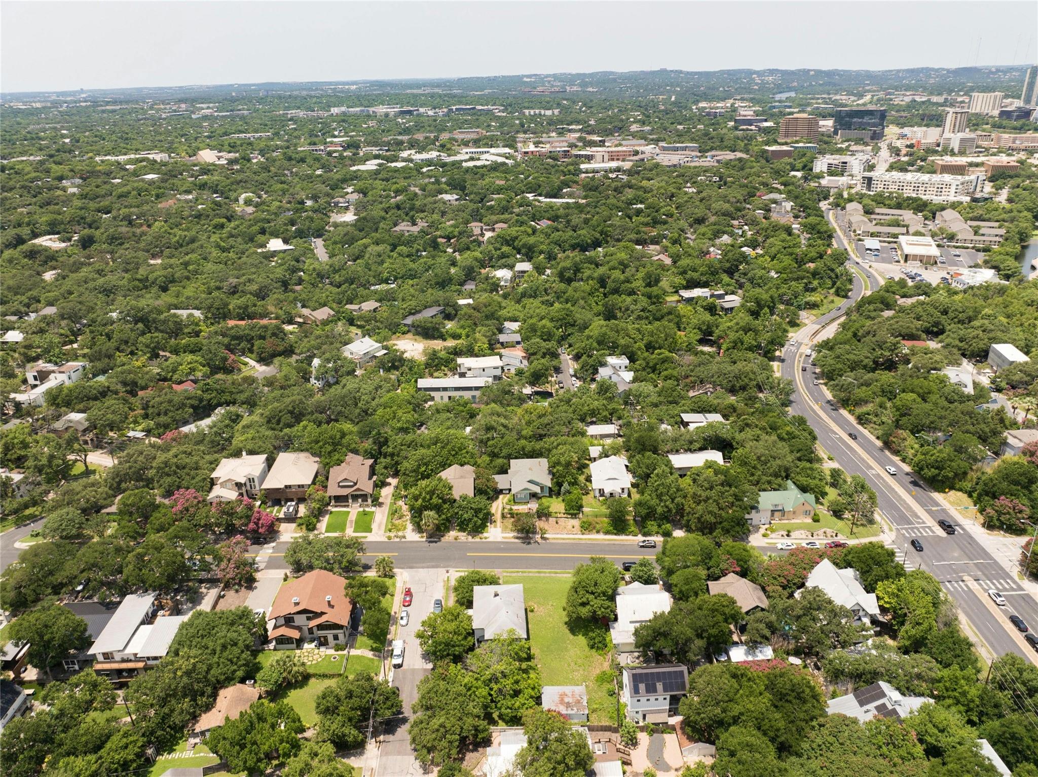 1109 Travis Height Blvd Property Photo 6