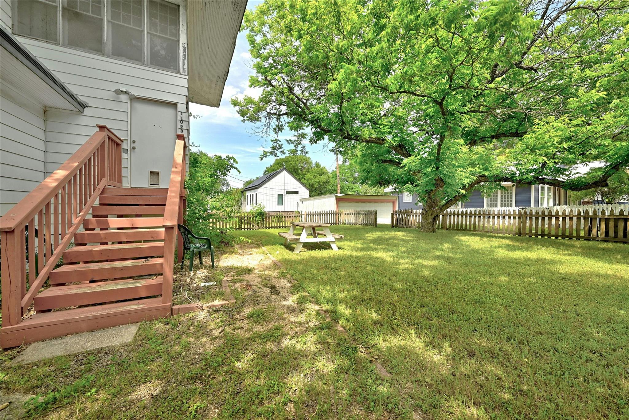 1109 Travis Height Blvd Property Photo 28