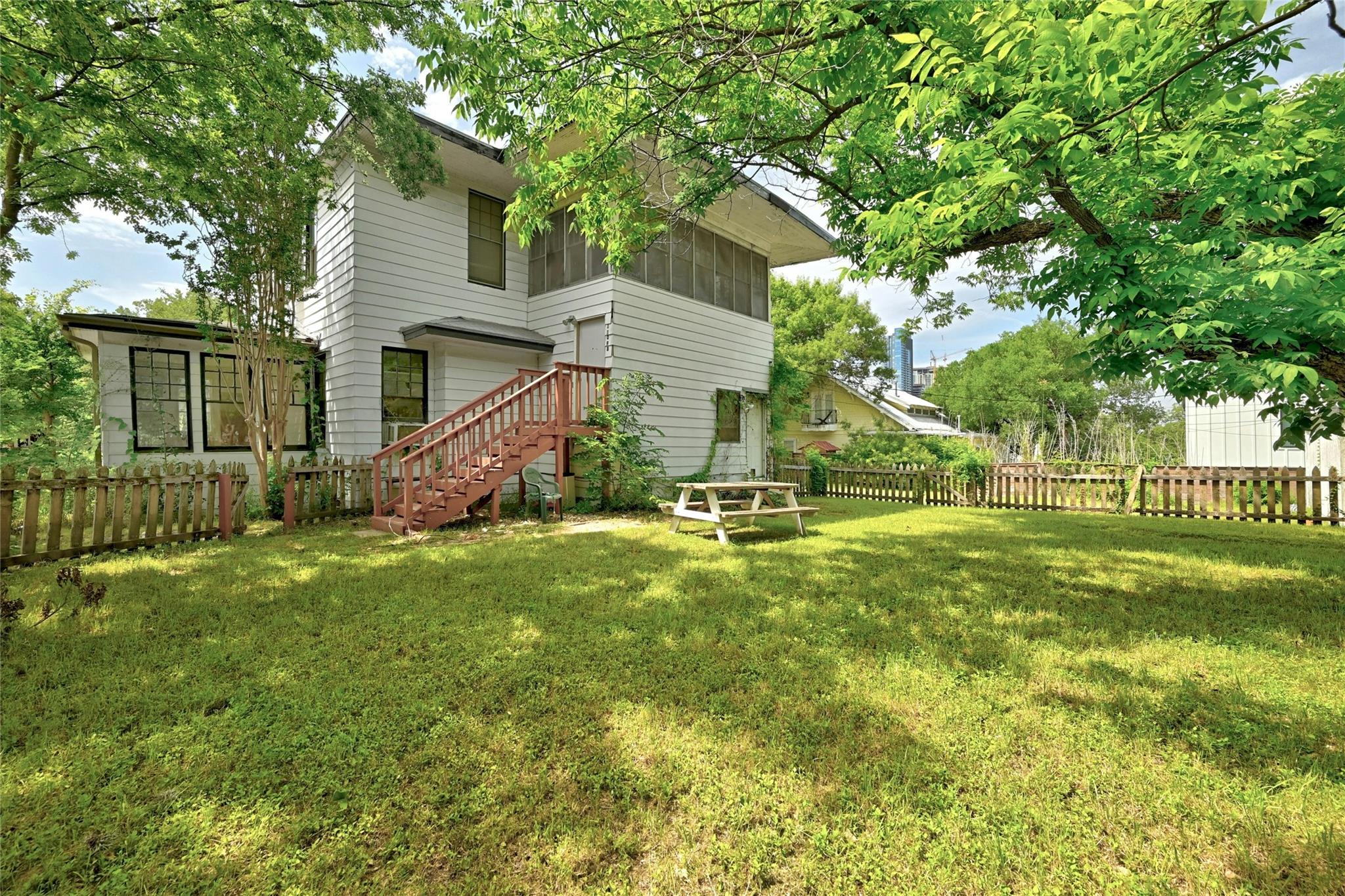 1109 Travis Height Blvd Property Photo 29
