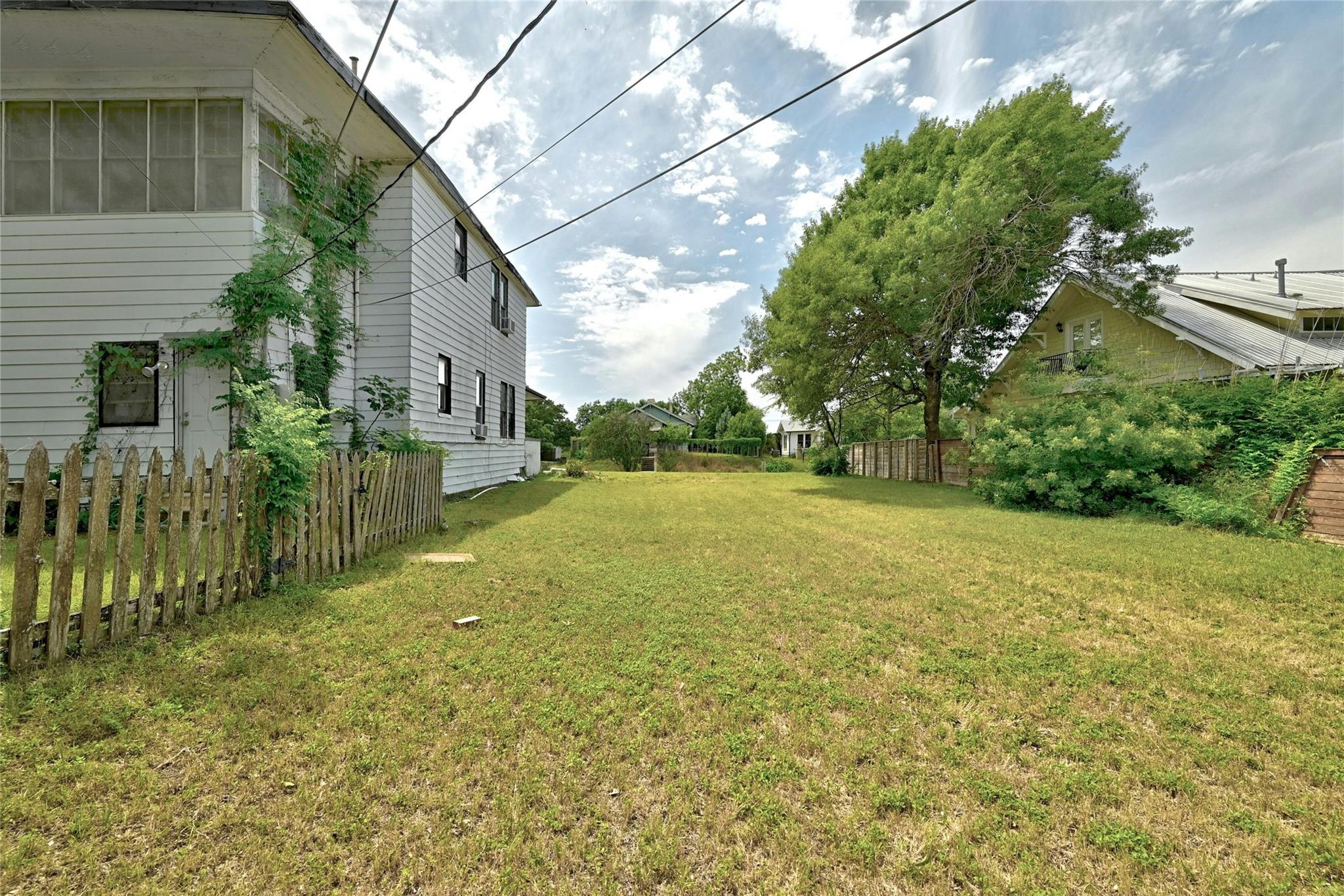 1109 Travis Height Blvd Property Photo 34