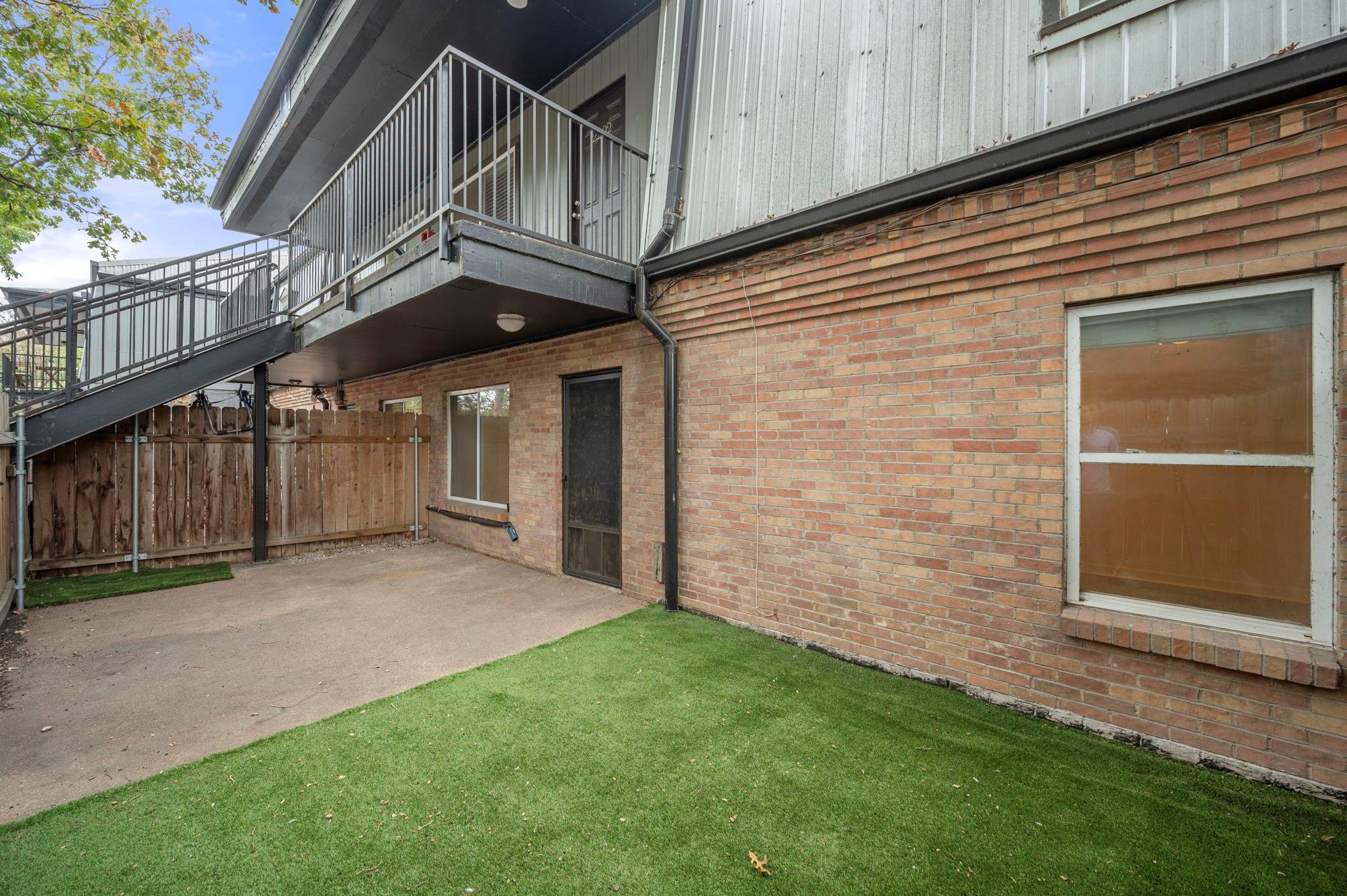 2020 S Congress Ave 2102 Property Photo 5