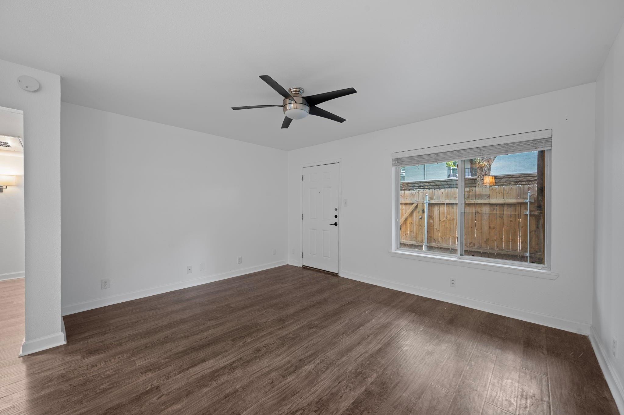 2020 S Congress Ave 2102 Property Photo 8