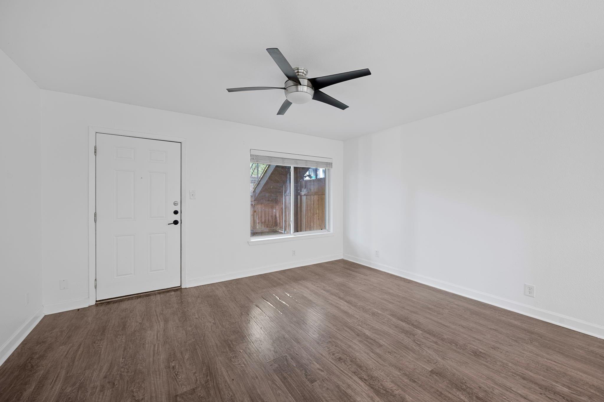 2020 S Congress Ave 2102 Property Photo 9