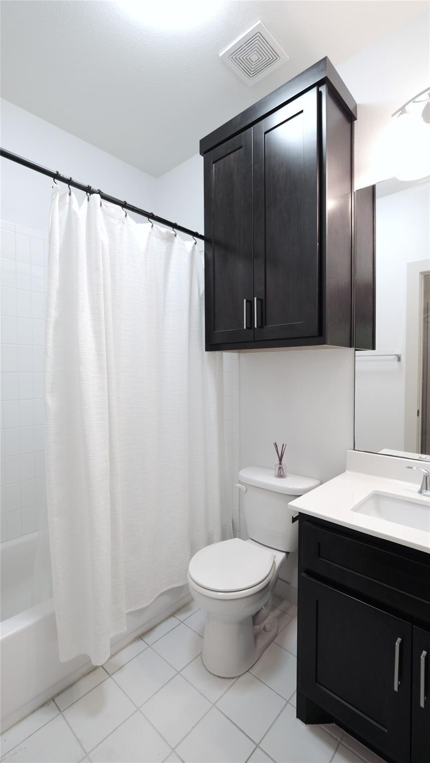 604 Allen St 104 Property Photo 16