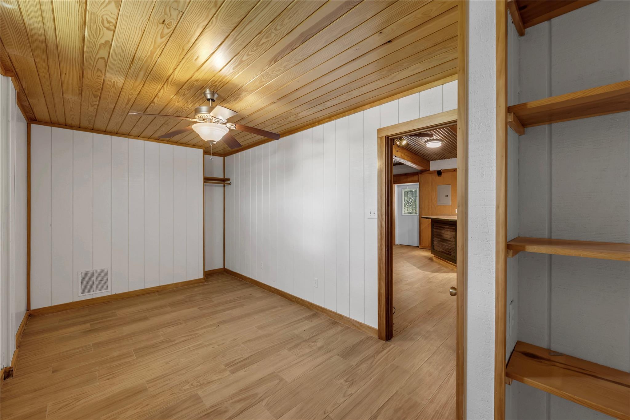432 Painted Horse Trl Property Photo 27