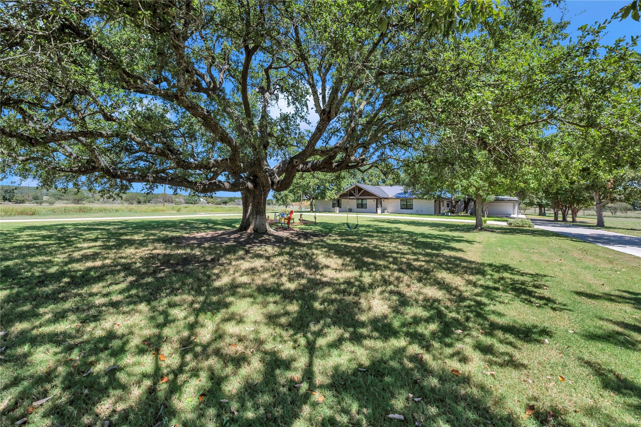 432 Painted Horse Trl Property Photo 36