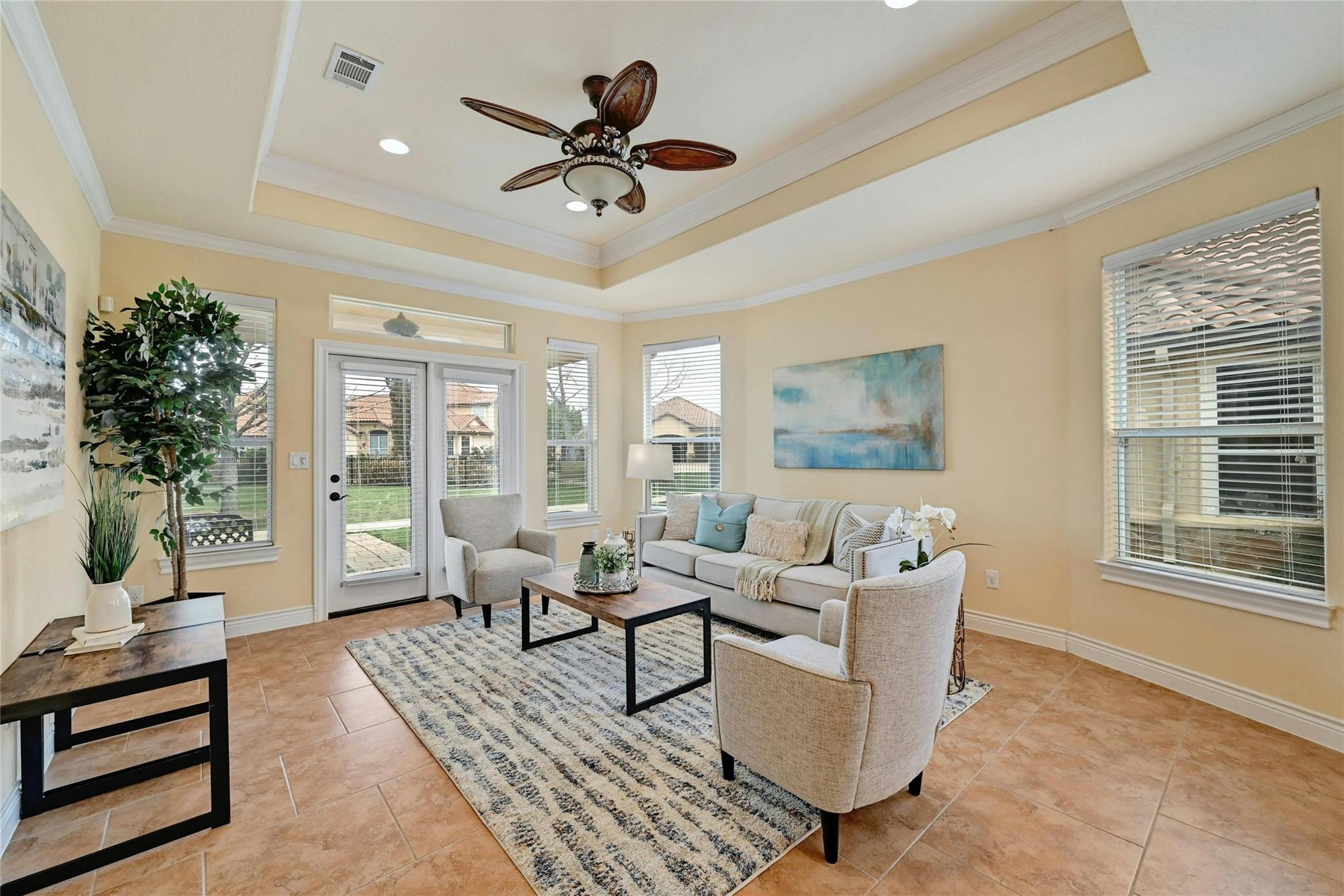 21118 Highland Lake Dr 2 Property Photo 2