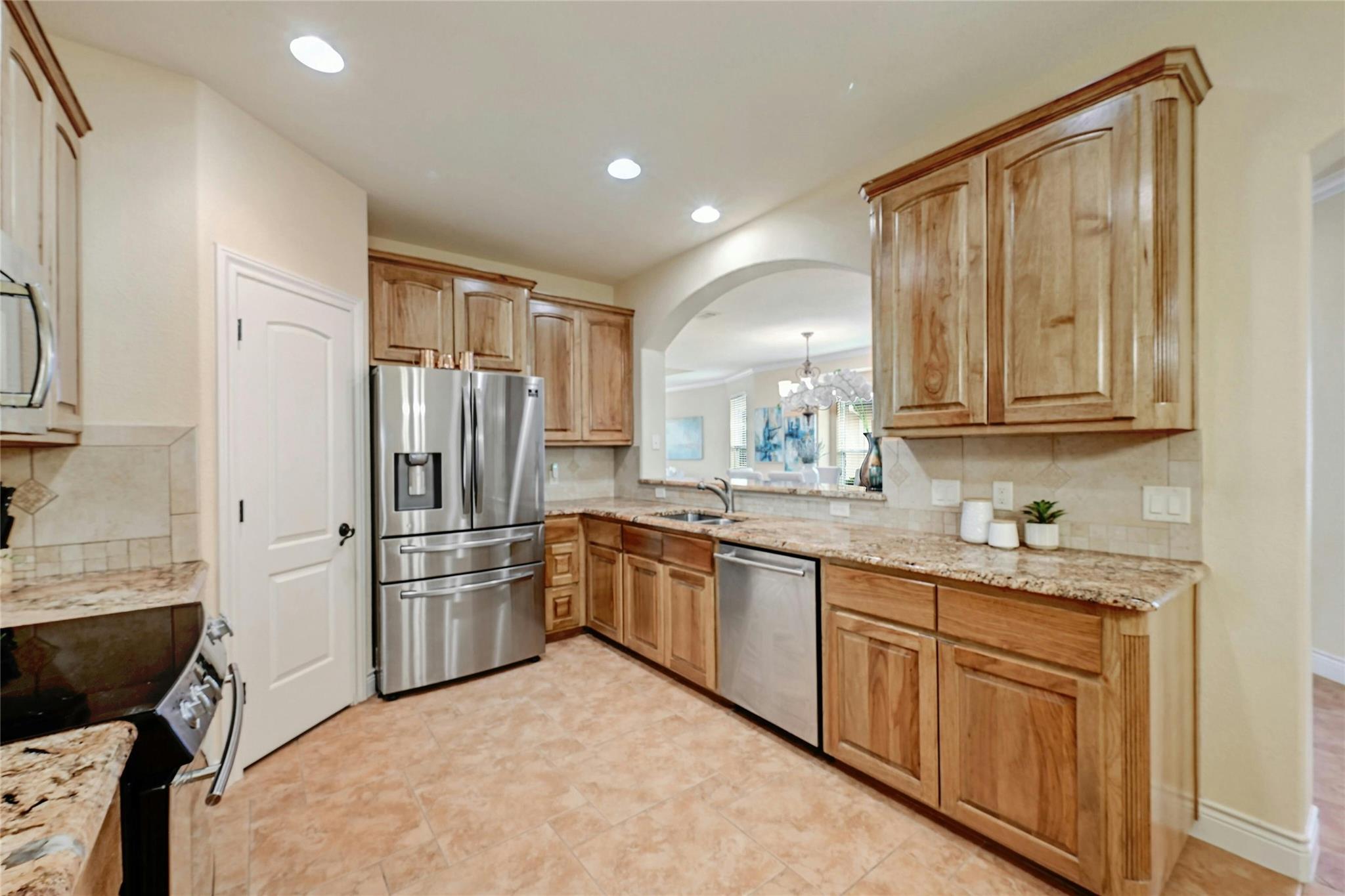 21118 Highland Lake Dr 2 Property Photo 8