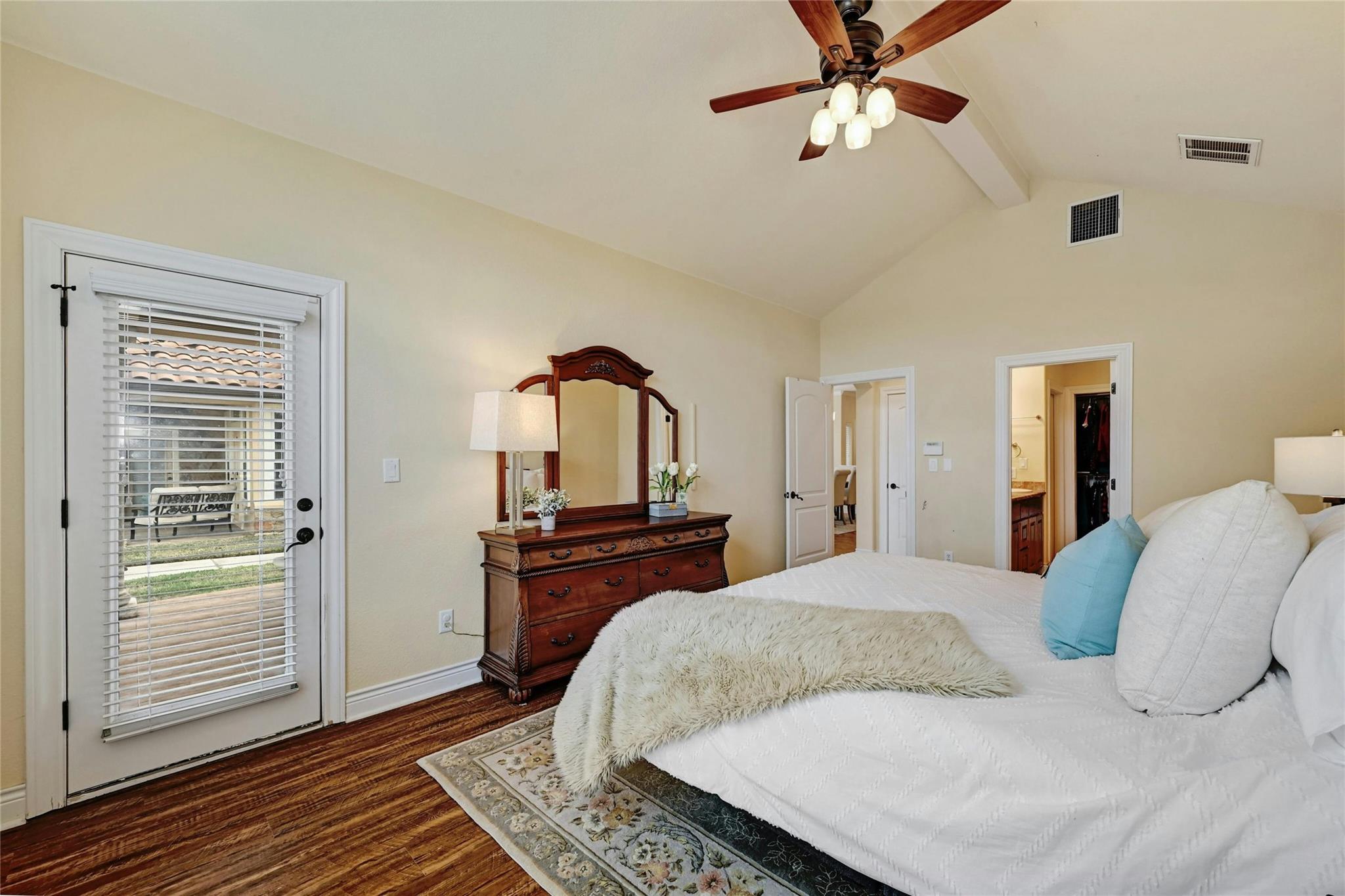 21118 Highland Lake Dr 2 Property Photo 15