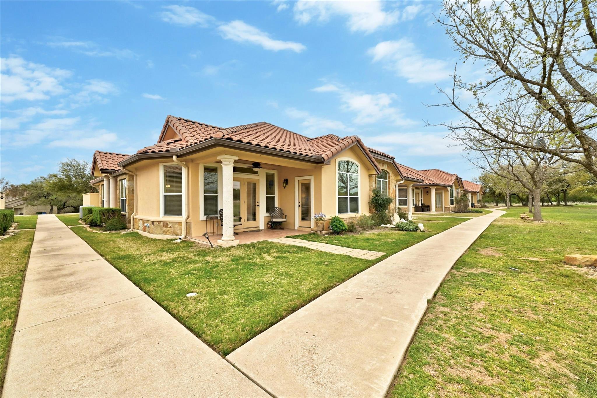 21118 Highland Lake Dr 2 Property Photo 23