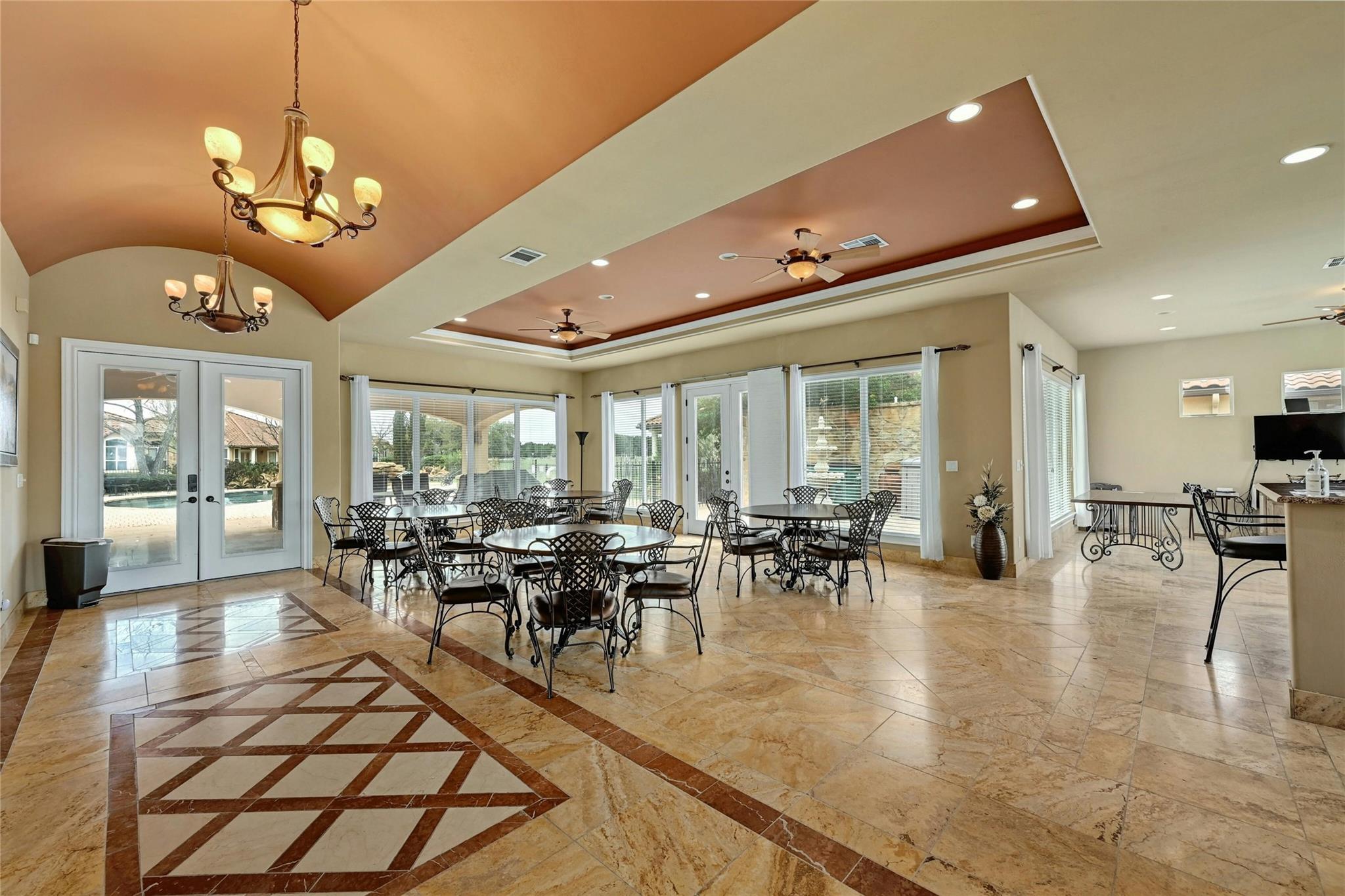 21118 Highland Lake Dr 2 Property Photo 28