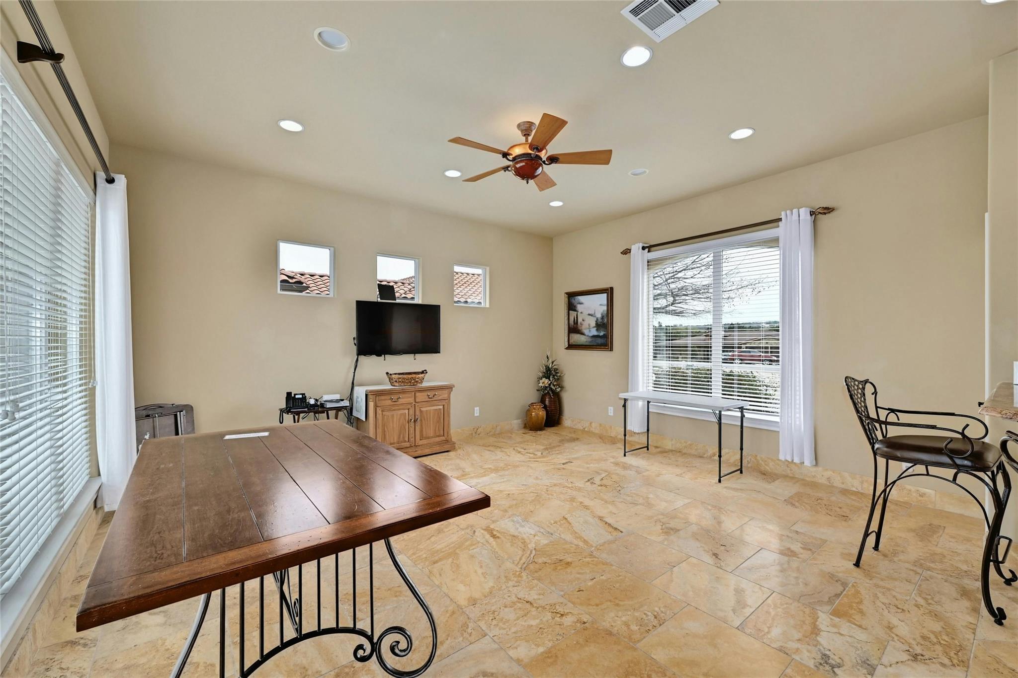 21118 Highland Lake Dr 2 Property Photo 31