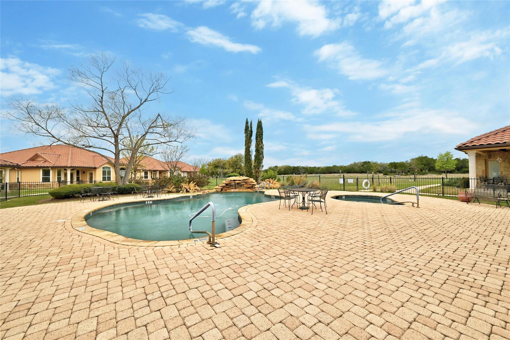 21118 Highland Lake Dr 2 Property Photo 35